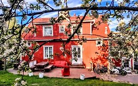 120 Yrs. Old Log House In Kuopio City Centre